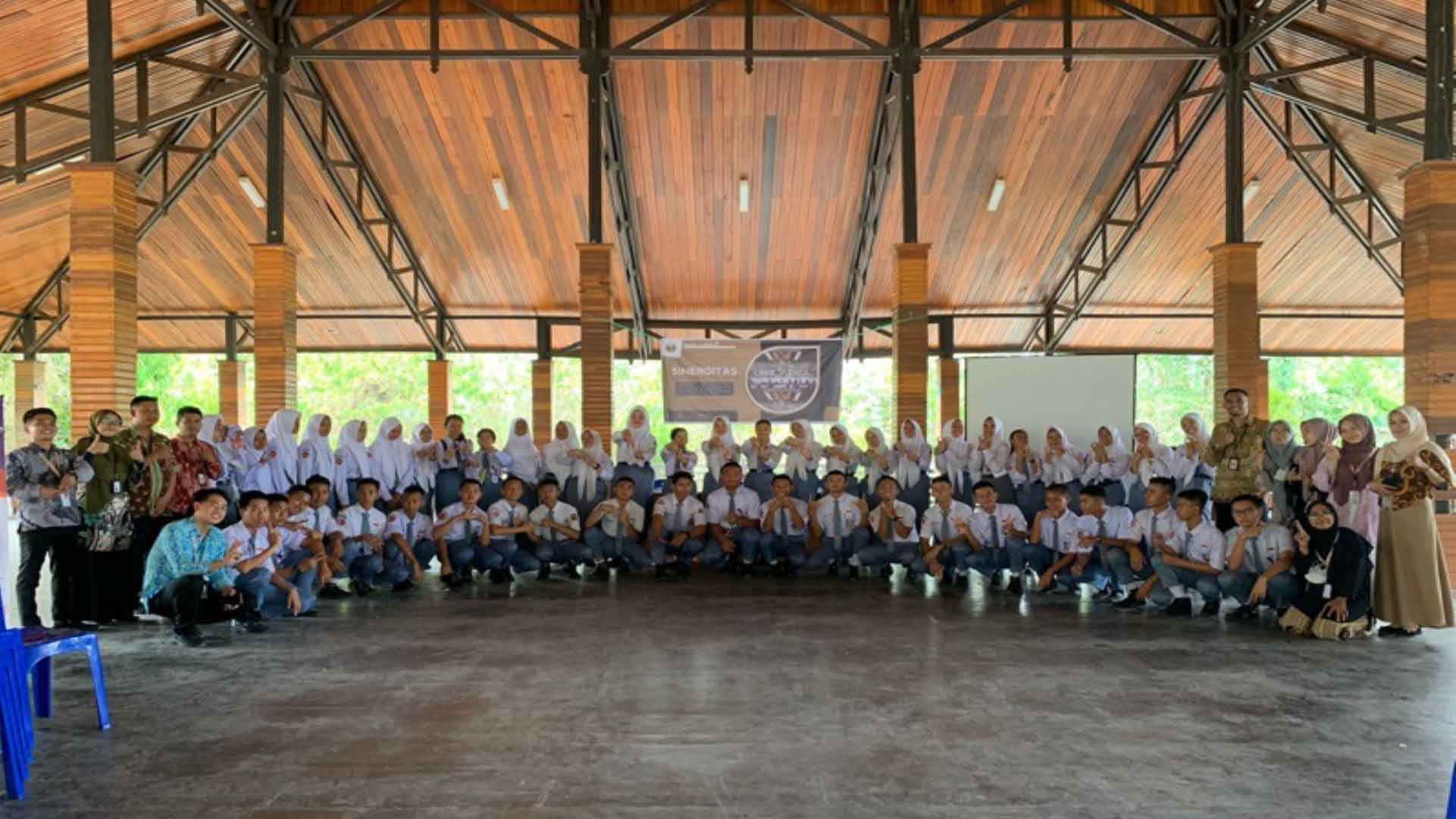 Penghubung KY Kaltim Ajak Siswa SMA di Tenggarong Dukung Peradilan Bersih