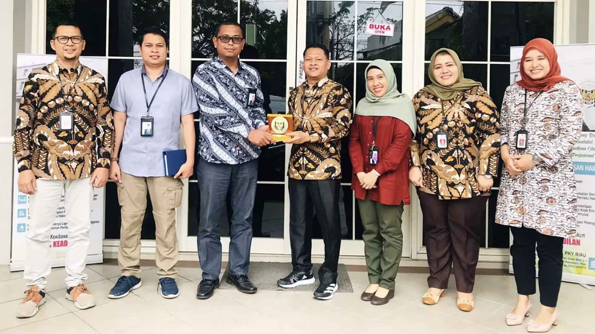 Penghubung KY Wilayah Riau Terima Kunjungan Ombudsman RI Perwakilan Provinsi Riau
