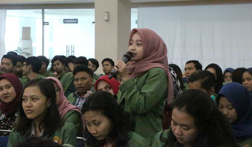 KY Sambut Ratusan Mahasiswa FHUPN Jawa Timur KY Sambut Ratusan Mahasiswa FHUPN Jawa Timur