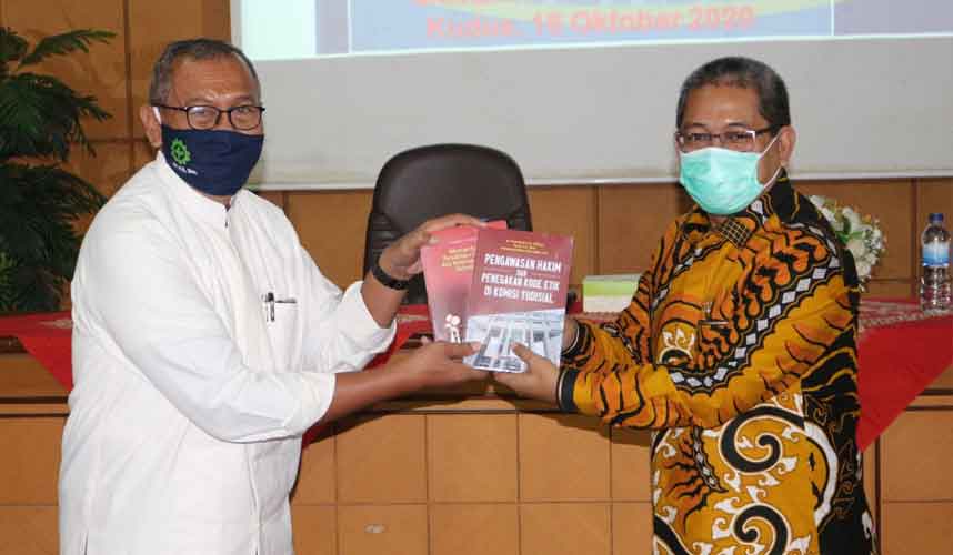 Perguruan Tinggi Berperan dalam Proses Rekrutmen Hakim Agung Perguruan Tinggi Berperan dalam Proses Rekrutmen Hakim Agung
