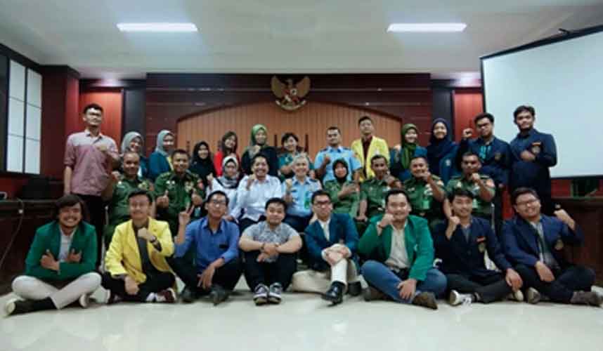 Penghubung KY Jateng Ajak Mahasiswa PKL Berkunjung ke Pengadilan Militer Penghubung KY Jateng Ajak Mahasiswa PKL Berkunjung ke Pengadilan Militer