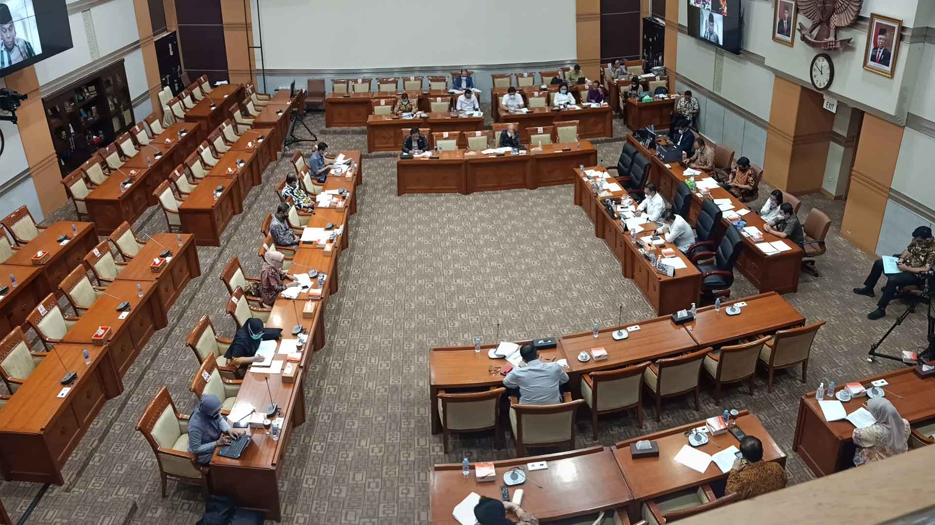 Beraudiensi dengan Komisi III DPR, KY Sampaikan Perkembangan Seleksi CHA Beraudiensi dengan Komisi III DPR, KY Sampaikan Perkembangan Seleksi CHA