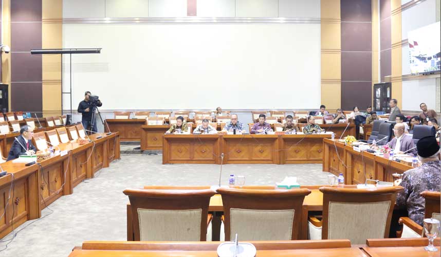 DPR Setujui Semua CHA Usulan KY DPR Setujui Semua CHA Usulan KY