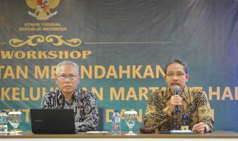 KY Serap Aspirasi Masyarakat Palembang untuk Perbaikan Peradilan KY Serap Aspirasi Masyarakat Palembang untuk Perbaikan Peradilan