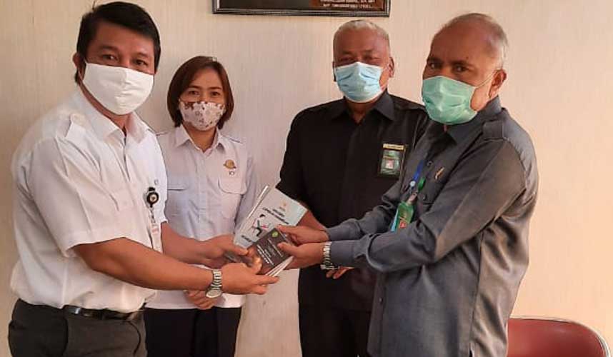 PN Manado Persilahkan Penghubung KY Sulut Pantau Persidangan Setiap Saat PN Manado Persilahkan Penghubung KY Sulut Pantau Persidangan Setiap Saat