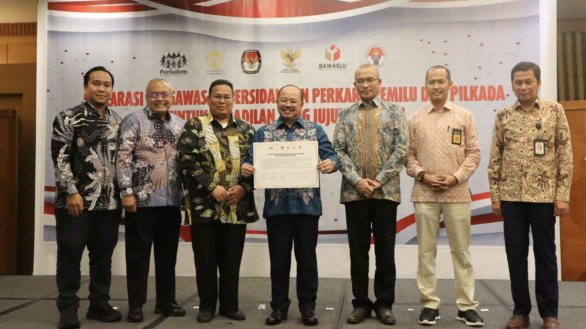 KY Deklarasi Pengawasan Persidangan Pemilu KY Deklarasi Pengawasan Persidangan Pemilu