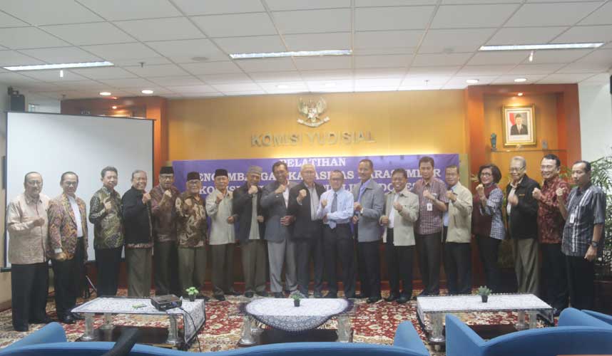 KY Gelar Pelatihan Pengembangan Kapasitas Narasumber KY Gelar Pelatihan Pengembangan Kapasitas Narasumber