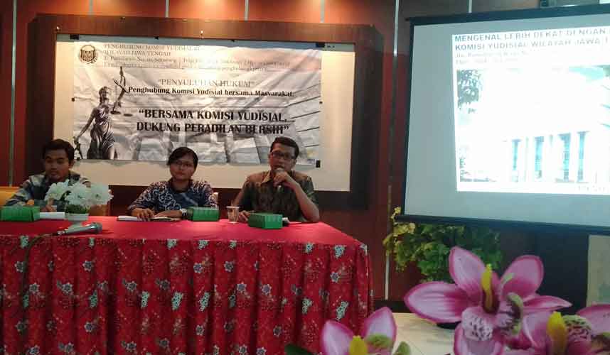Penghubung KY Jateng Gelar Penyuluhan Hukum Penghubung KY Jateng Gelar Penyuluhan Hukum