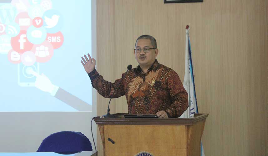 KY Ajak Milenial Bijak Bermedsos KY Ajak Milenial Bijak Bermedsos
