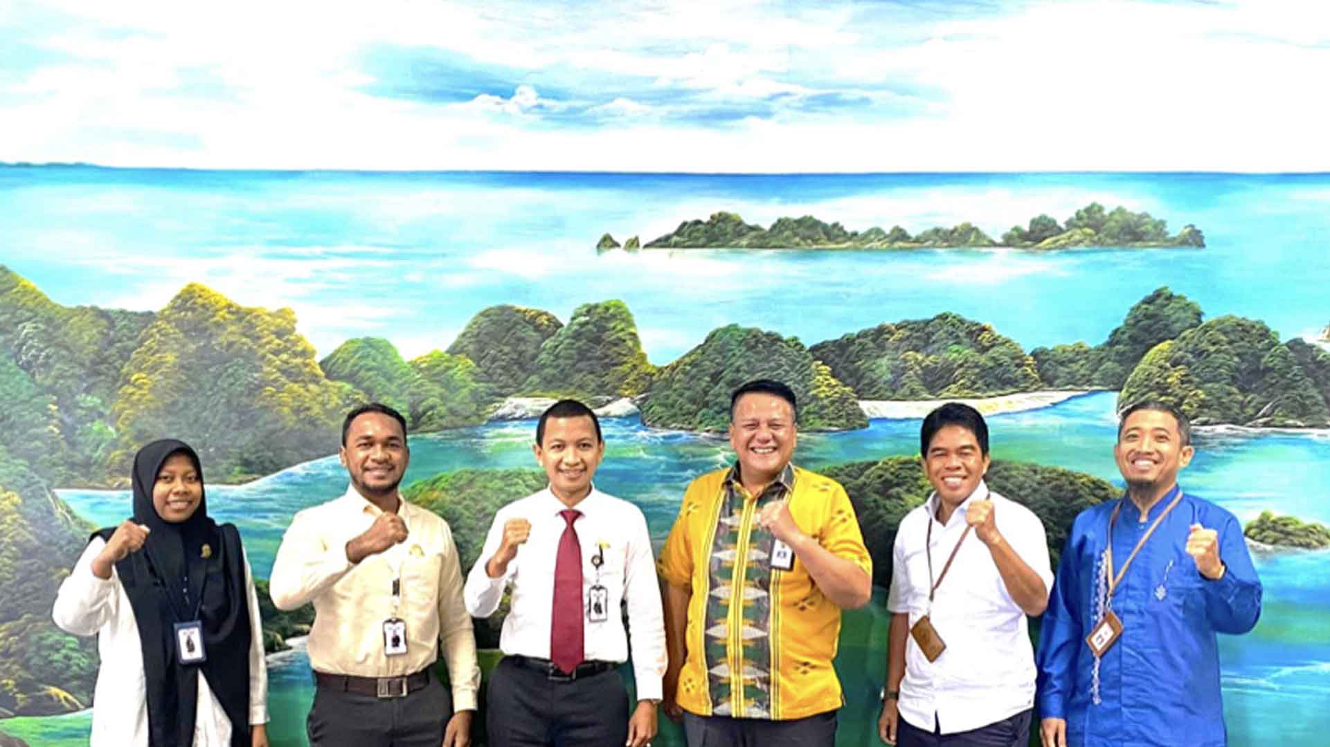 Penghubung KY Papua Barat Beraudiensi dengan BPK Perwakilan Provinsi Papua Barat Penghubung KY Papua Barat Beraudiensi dengan BPK Perwakilan Provinsi Papua Barat