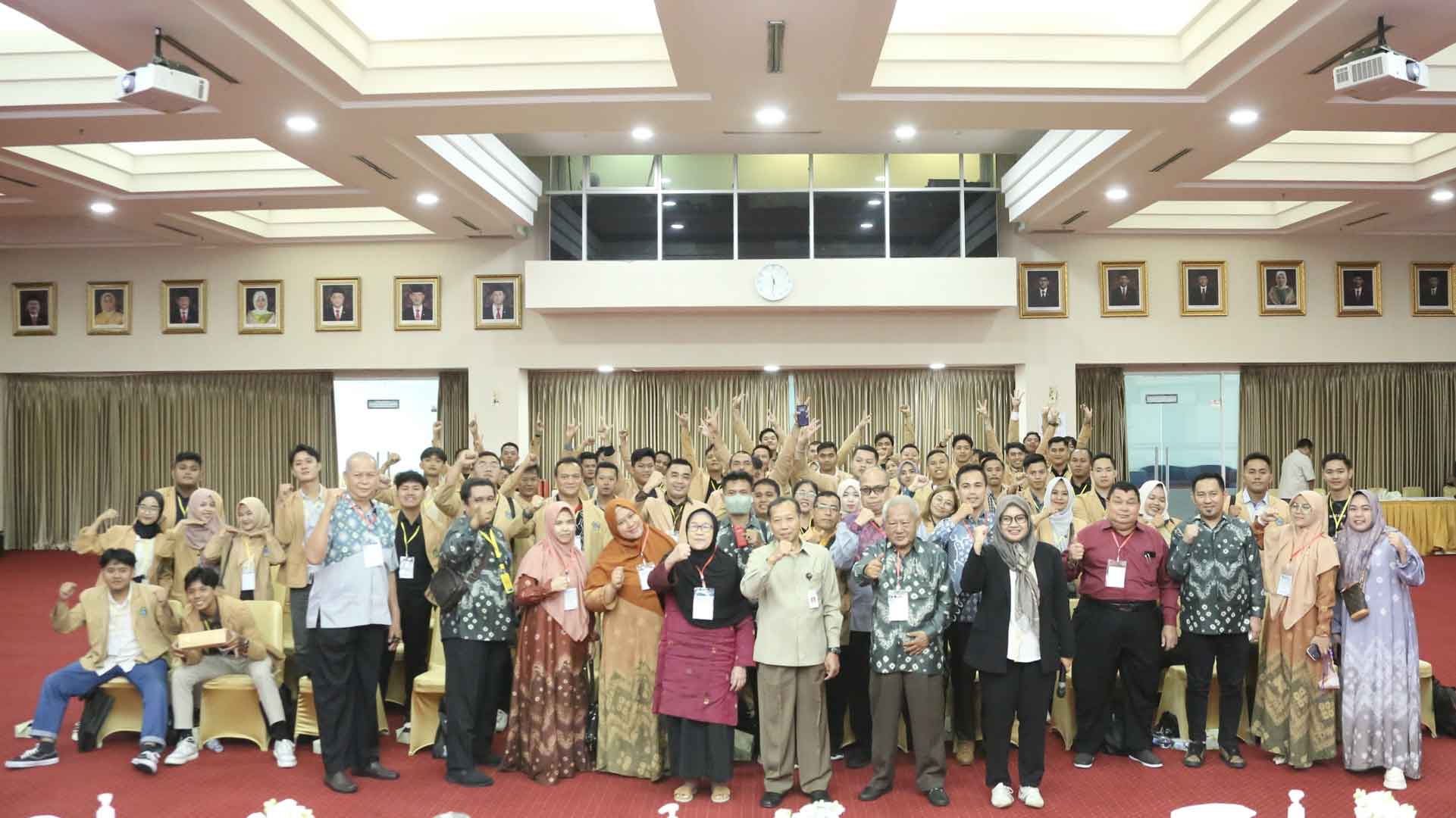 KY Ajak Mahasiswa UNISTI Berperan dalam Pemantauan Persidangan KY Ajak Mahasiswa UNISTI Berperan dalam Pemantauan Persidangan