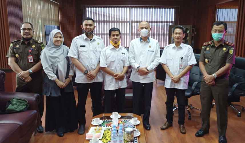 Bangun Harmonisasi Lembaga, PKY Kaltim Kunjungi Kajati Kaltim Bangun Harmonisasi Lembaga, PKY Kaltim Kunjungi Kajati Kaltim