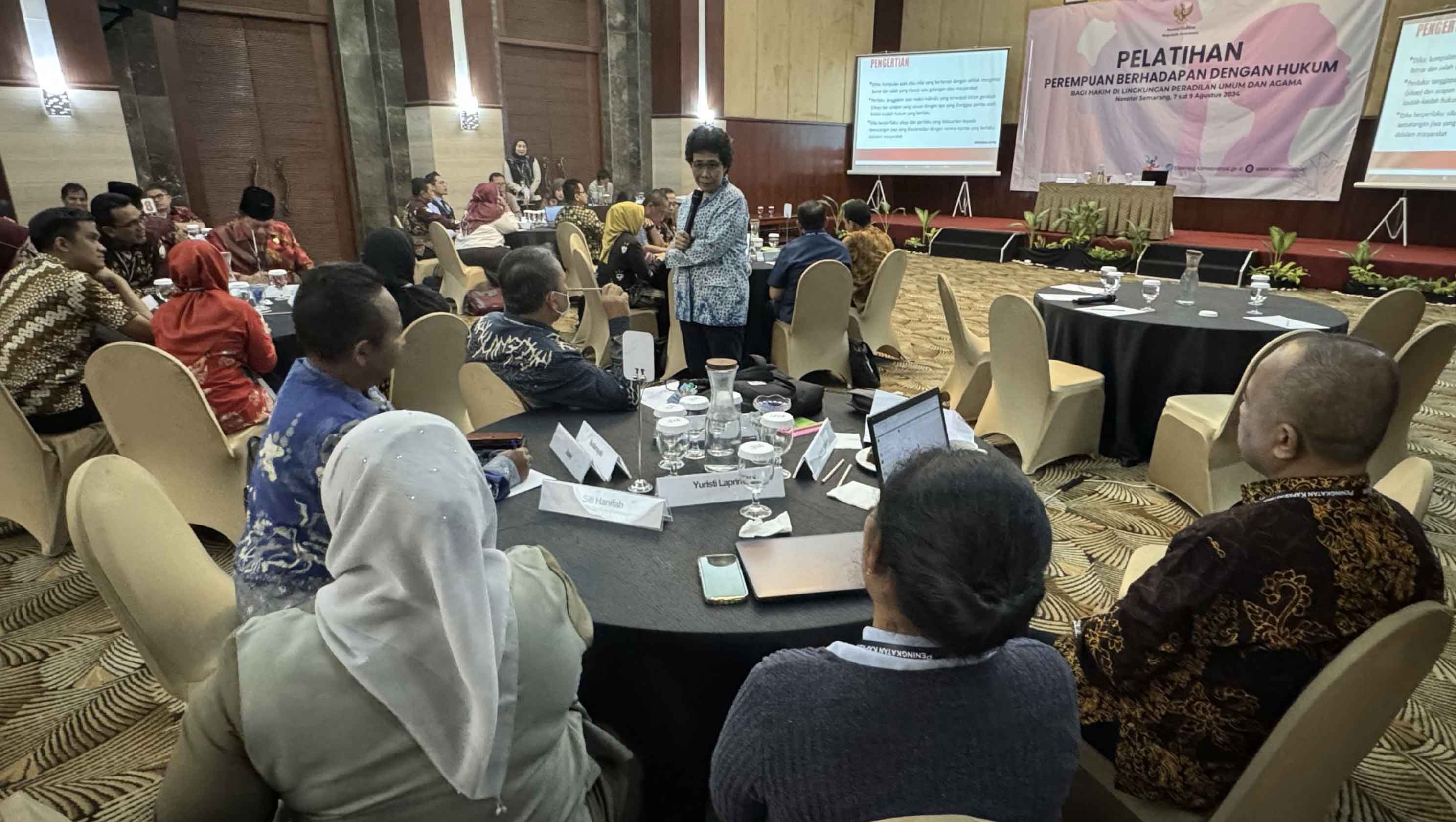 Perlunya Etika Komunikasi Persidangan PBH