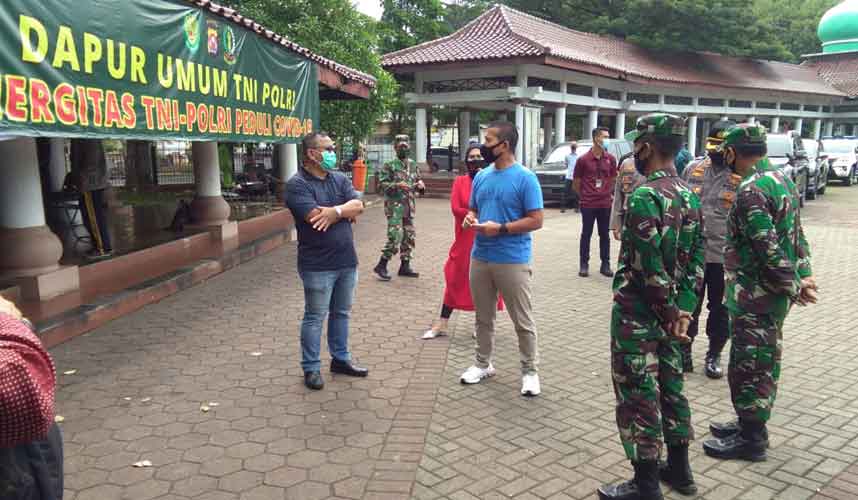 Sekjen KY Dukung Penyelenggaraan Dapur Umum untuk Warga Terkena Dampak Covid-19 di Serang Sekjen KY Dukung Penyelenggaraan Dapur Umum untuk Warga Terkena Dampak Covid-19 di Serang