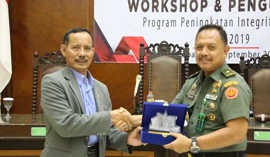 Hakim Wajib Jaga Martabat dan Perilaku Hakim Wajib Jaga Martabat dan Perilaku