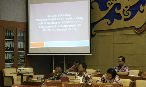 Tim TA DPR RI Usulkan Rekrutmen Hakim Libatkan Berbagai Pihak