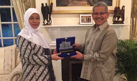 KY Gagas Pertukaran SDM dengan Tiga Komisi di Inggris KY Gagas Pertukaran SDM dengan Tiga Komisi di Inggris