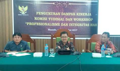 Harapan Masyarakat terhadap Hakim dan Pengadilan Masih Tinggi Harapan Masyarakat terhadap Hakim dan Pengadilan Masih Tinggi