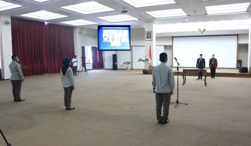 Imbas Covid 19, KY Lantik PNS Baru dan Pejabat Fungsional dengan Aplikasi Konferensi Video Imbas Covid 19, KY Lantik PNS Baru dan Pejabat Fungsional dengan Aplikasi Konferensi Video