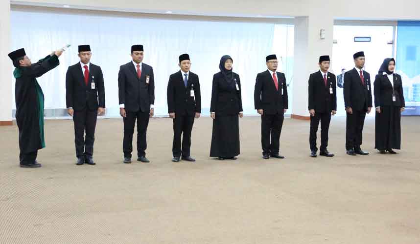 Sekjen KY Lantik Pejabat Eselon IV