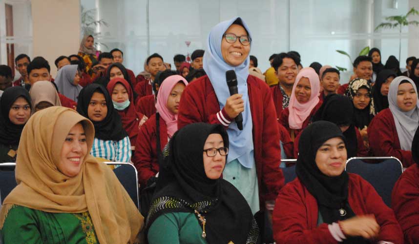Hakim Harus Sehat Jasmani dan Rohani Hakim Harus Sehat Jasmani dan Rohani