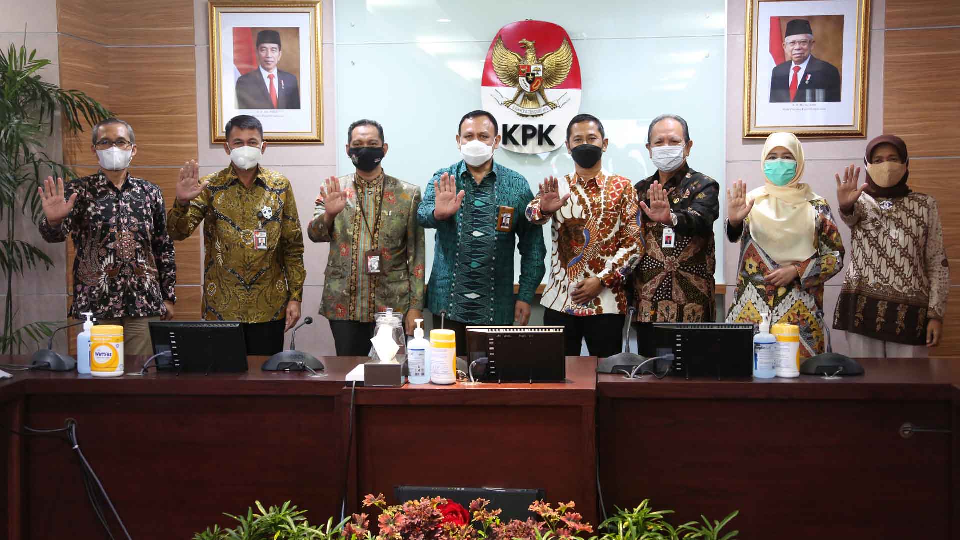 KY dan KPK Jalin Kerja Sama Rekrutmen CHA dan Pengawasan Hakim KY dan KPK Jalin Kerja Sama Rekrutmen CHA dan Pengawasan Hakim