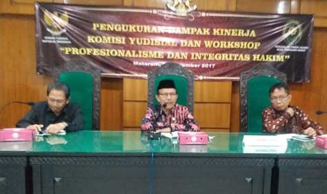 KY Lakukan Survey PPIH 2017 di Mataram KY Lakukan Survey PPIH 2017 di Mataram