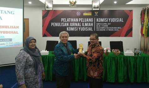 Dosen FH di Sumut Ditantang Menulis di Jurnal Yudisial Dosen FH di Sumut Ditantang Menulis di Jurnal Yudisial