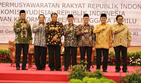 Konferensi Etika Nasional: Tanamkan Etika dalam Ketatanegaraan Indonesia Konferensi Etika Nasional: Tanamkan Etika dalam Ketatanegaraan Indonesia