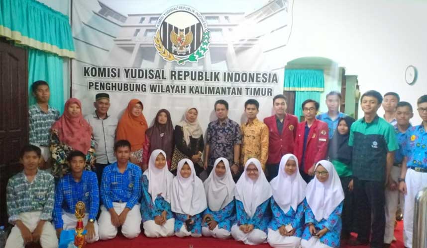 PKY Kaltim Gelar FGD Refleksi 13 Tahun KY PKY Kaltim Gelar FGD Refleksi 13 Tahun KY