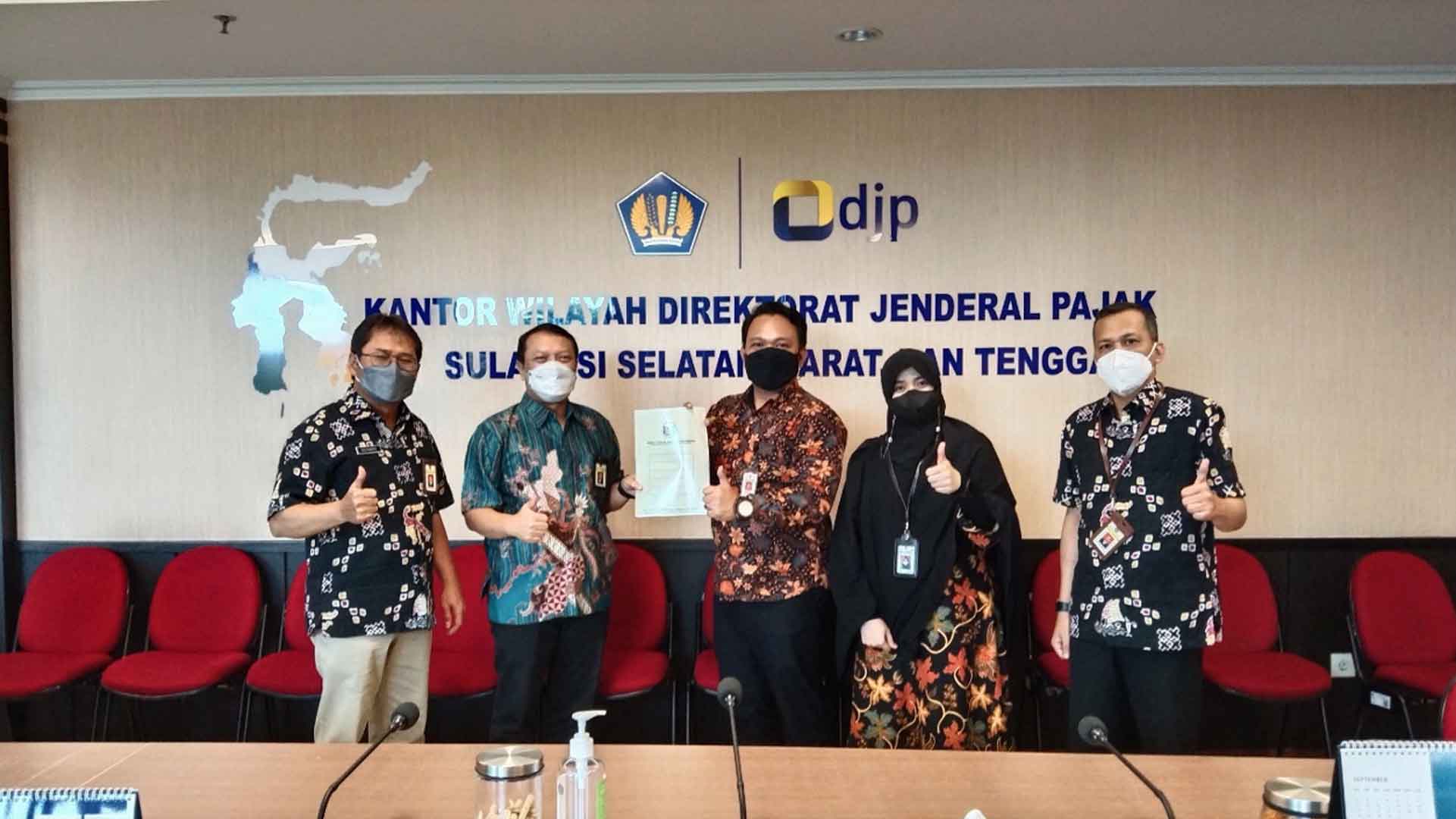 Penghubung KY Sulsel Kunjungi Kanwil DJP Sosialisasi Seleksi CHA Penghubung KY Sulsel Kunjungi Kanwil DJP Sosialisasi Seleksi CHA