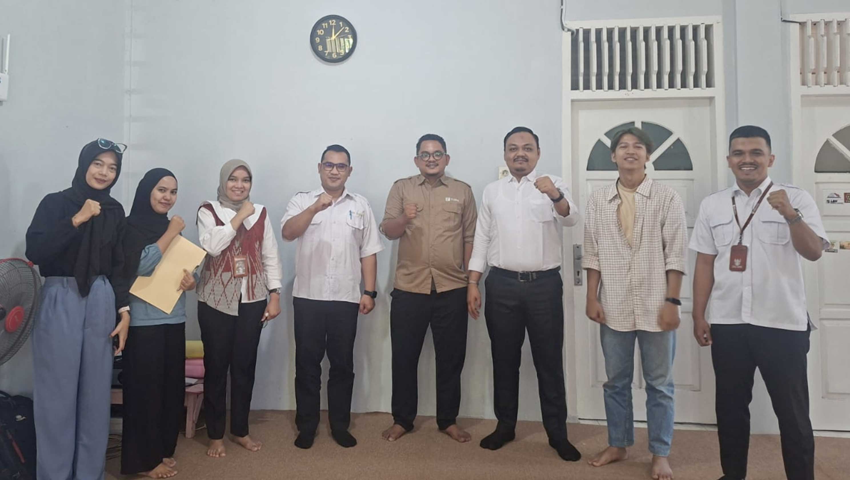 Penghubung KY Sumbar dan LBH Padang Bahas Perkara PBH Penghubung KY Sumbar dan LBH Padang Bahas Perkara PBH
