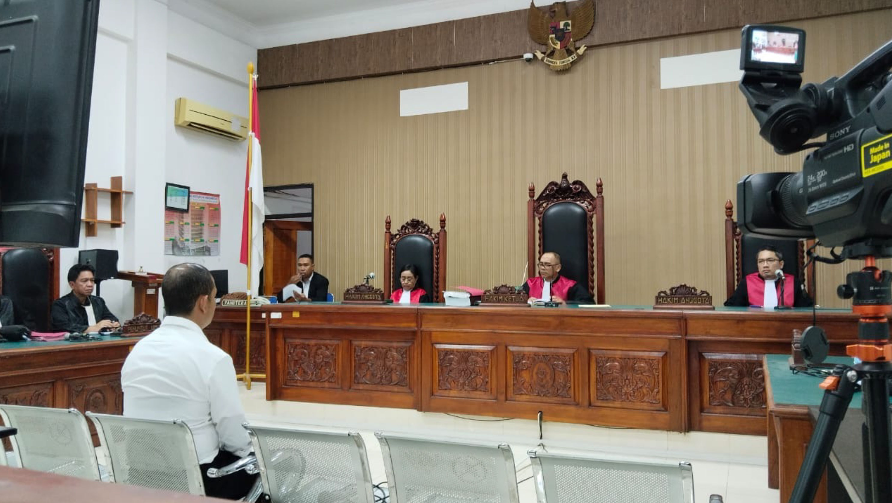 Penghubung KY NTT Pantau Sidang Tertutup Mantan Kapolres Ngada Penghubung KY NTT Pantau Sidang Tertutup Mantan Kapolres Ngada