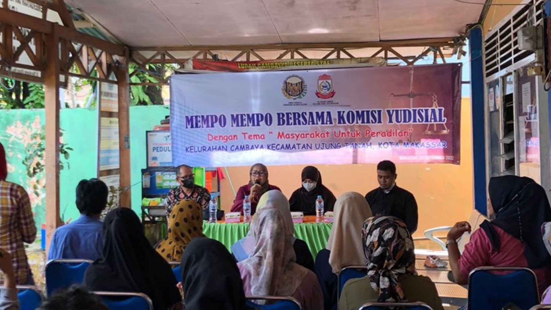 Penghubung KY Sulsel Kenalkan KY Kepada Masyarakat Kelurahan Cambaya Penghubung KY Sulsel Kenalkan KY Kepada Masyarakat Kelurahan Cambaya