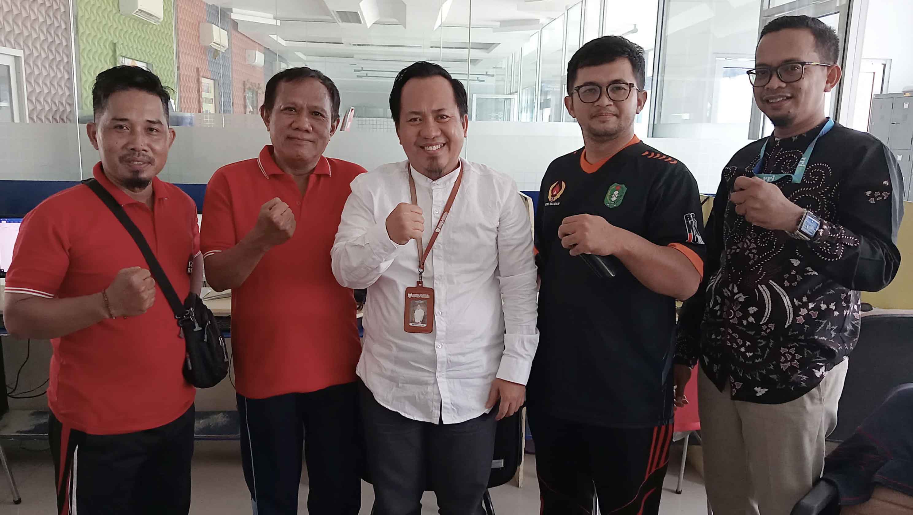 PKY Kalbar Ajak Media Awasi Kinerja Hakim PKY Kalbar Ajak Media Awasi Kinerja Hakim