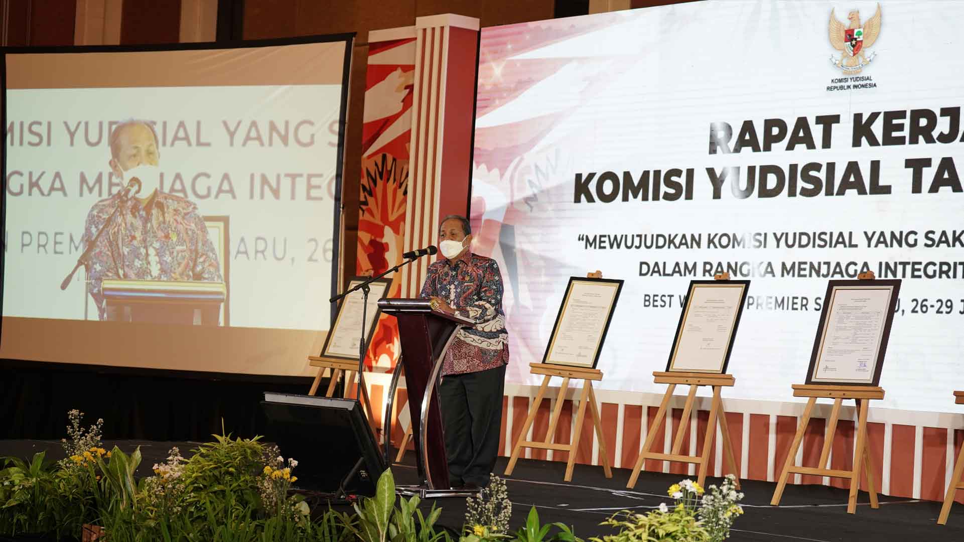 Seluruh Pegawai KY Harus Kerja Keras Penuhi Perjanjian Kerja Raker Tahun 2022