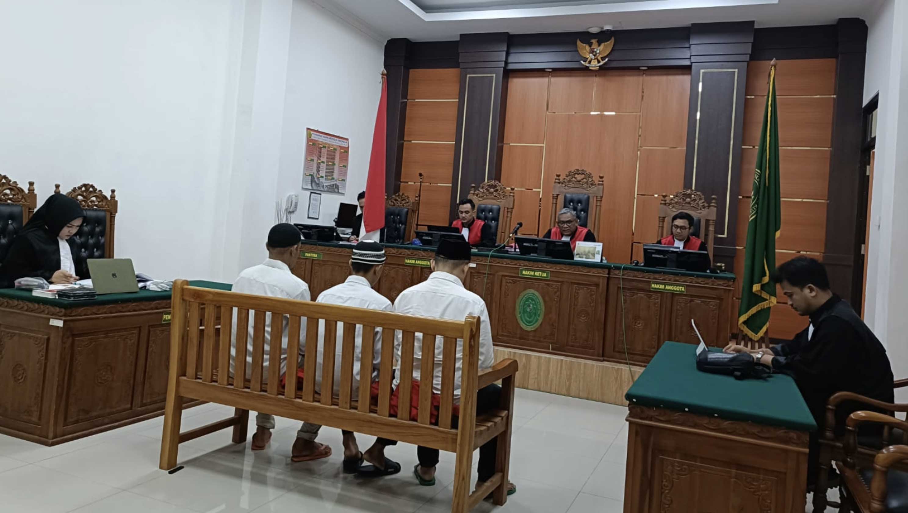 Penghubung KY Riau Pantau Sidang Perkara Kebakaran Hutan di PN Teluk Kuantan Penghubung KY Riau Pantau Sidang Perkara Kebakaran Hutan di PN Teluk Kuantan