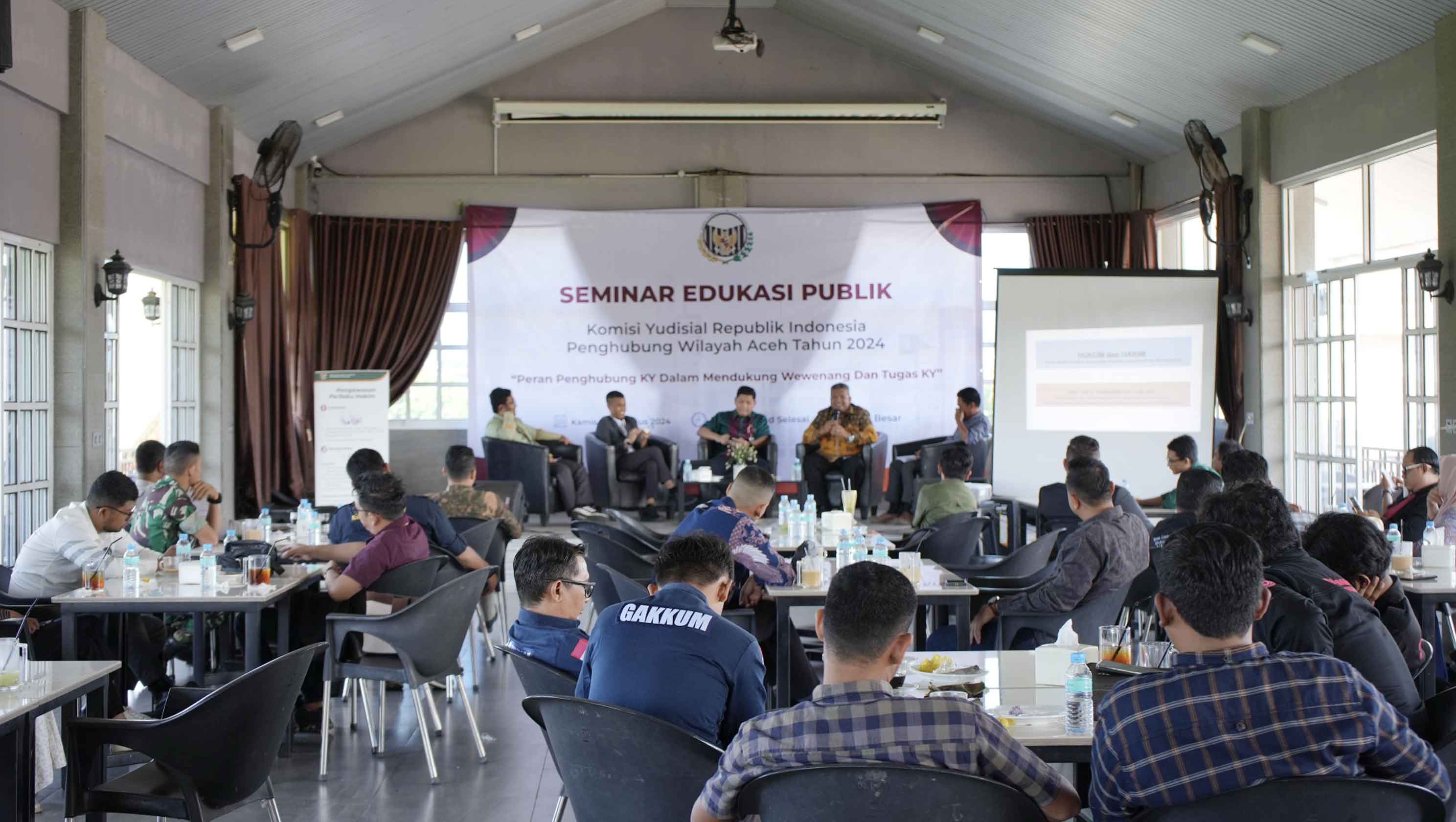 Gelar Edukasi Publik, Penghubung KY Aceh Ajak Publik Awasi Hakim
