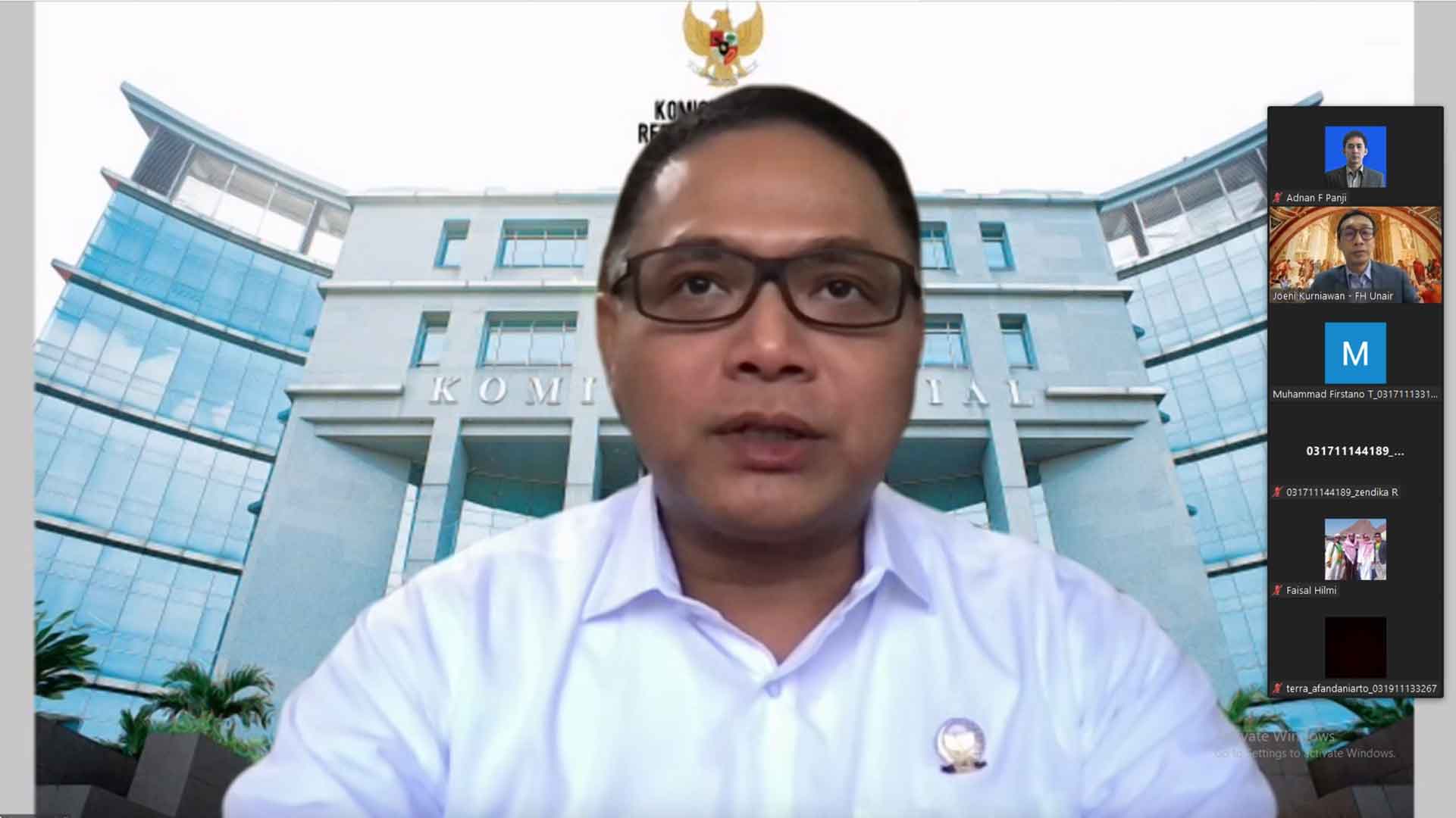 Komisi Yudisial Berperan Menjaga Etika Hakim Komisi Yudisial Berperan Menjaga Etika Hakim