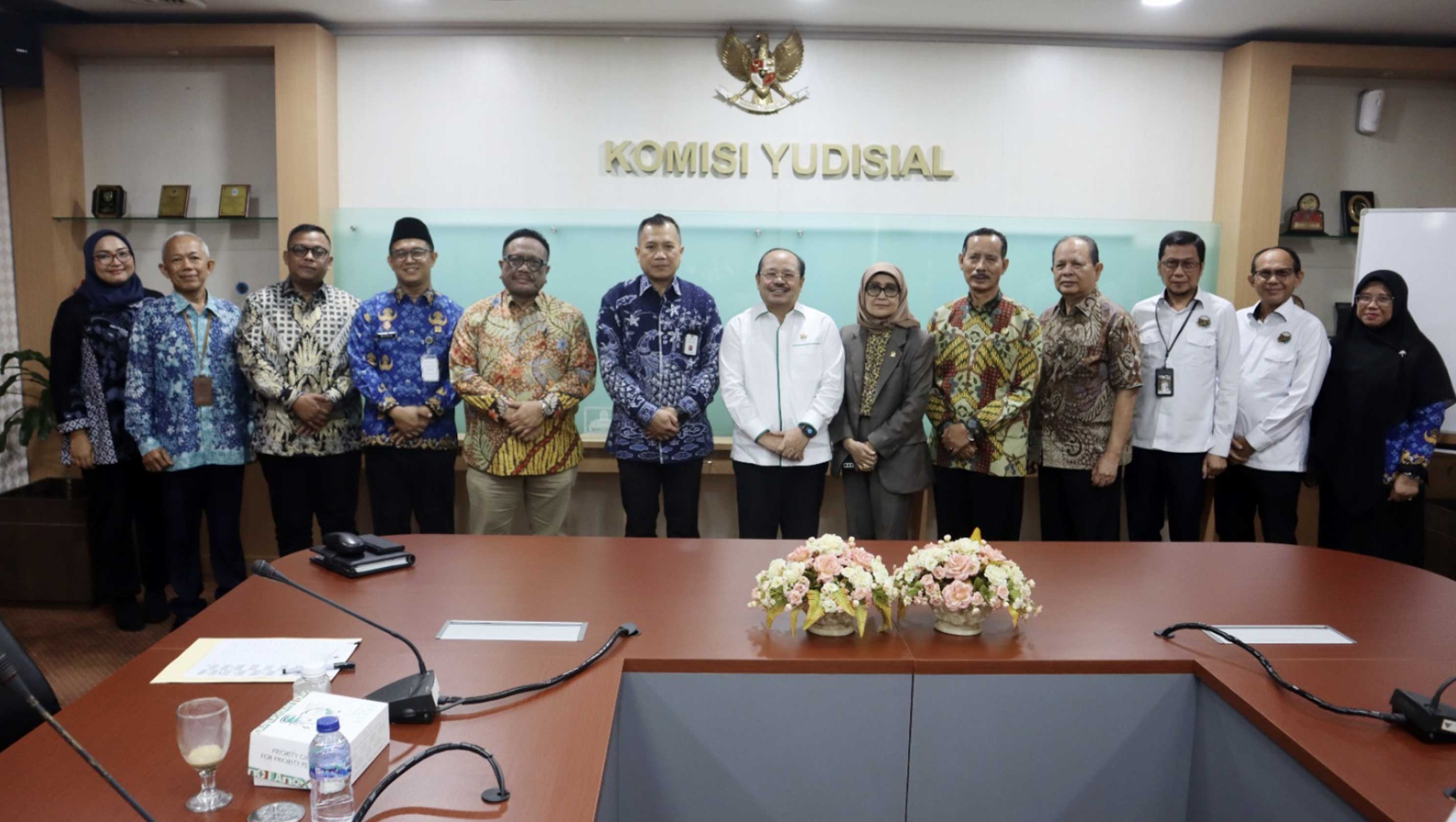 Pansel KY Harap Masukan Publik Soal Rekam Jejak Calon Anggota KY 2025--2030 Pansel KY Harap Masukan Publik Soal Rekam Jejak Calon Anggota KY 2025--2030