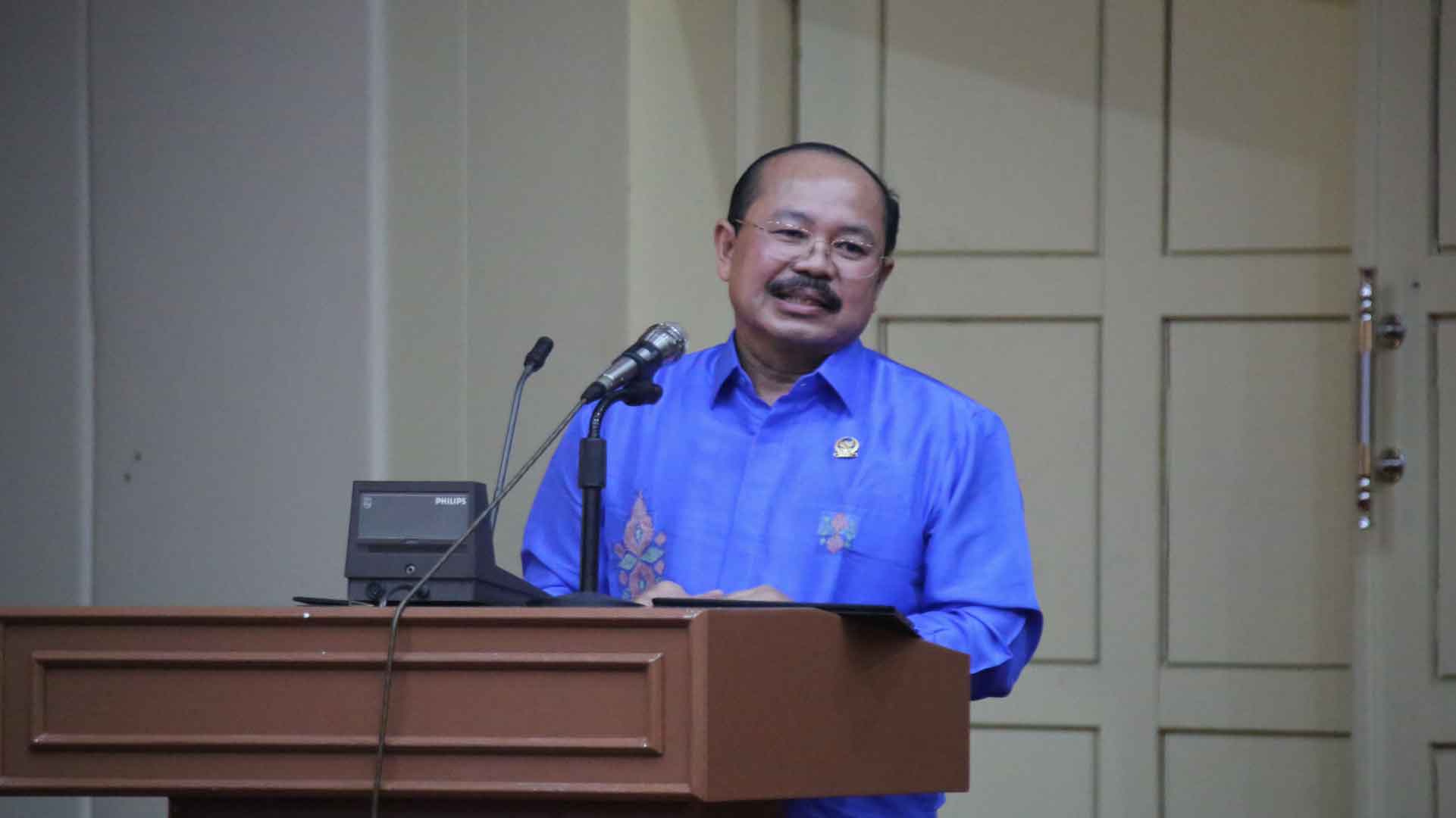Anggota KY Amzulian Rifai Berharap Penegakan Hukum Indonesia Makin Dipercaya Masyarakat Anggota KY Amzulian Rifai Berharap Penegakan Hukum Indonesia Makin Dipercaya Masyarakat