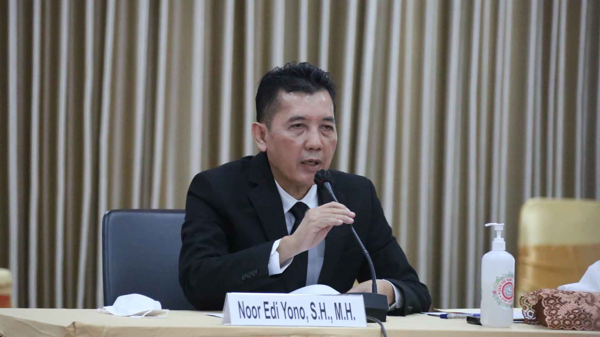 CHA Noor Edi Yono: Kepercayaan Masyarakat Dicapai Melalui Peradilan Bersih, Akutabel, Jujur, dan Berintegritas CHA Noor Edi Yono: Kepercayaan Masyarakat Dicapai Melalui Peradilan Bersih, Akutabel, Jujur, dan Berintegritas