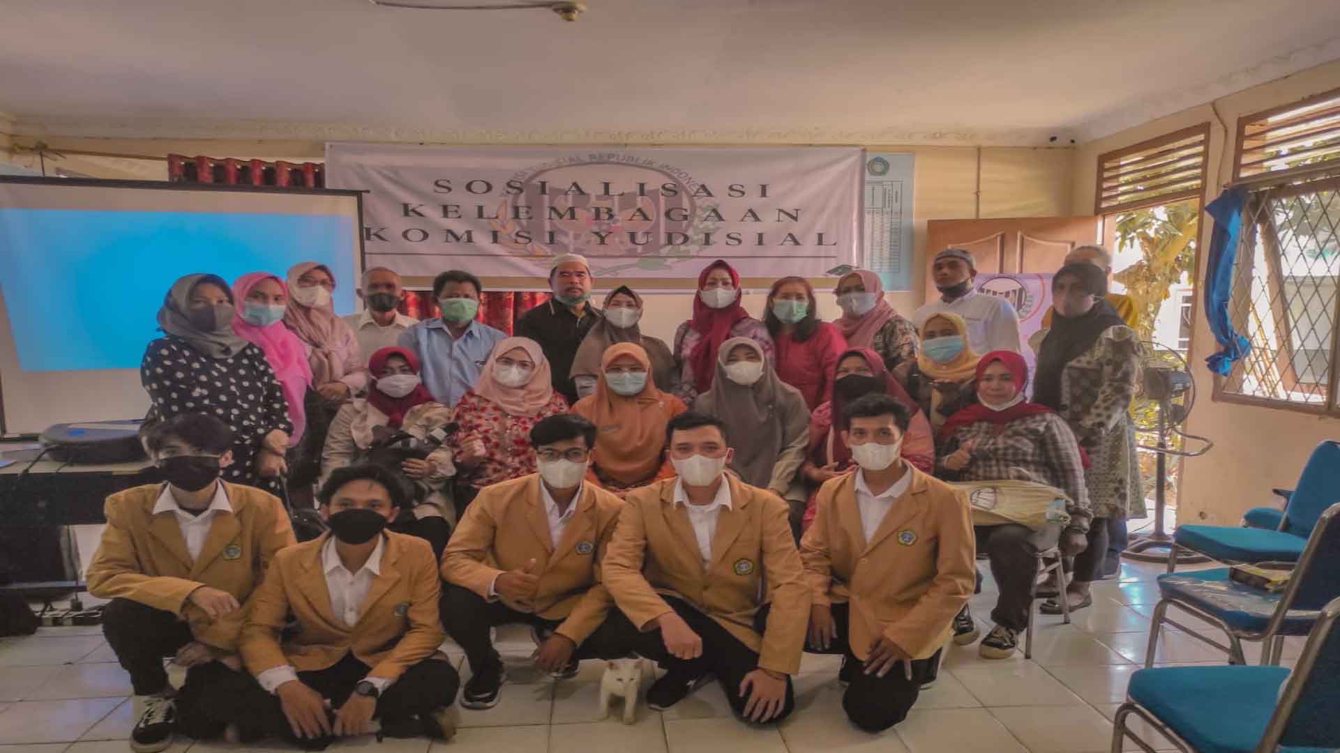 Penghubung KY Sumsel Gelar Edukasi Publik di Kelurahan Lorok Pakjo Penghubung KY Sumsel Gelar Edukasi Publik di Kelurahan Lorok Pakjo