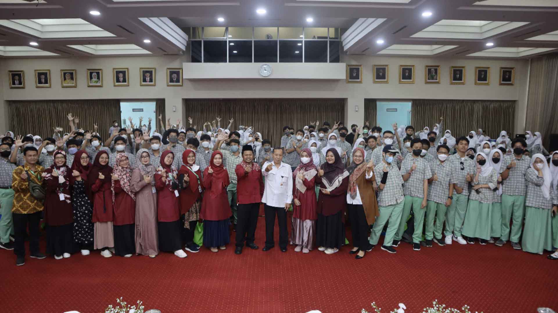 KY Terima Ratusan Pelajar SMA Insan Rabbani Tangsel KY Terima Ratusan Pelajar SMA Insan Rabbani Tangsel