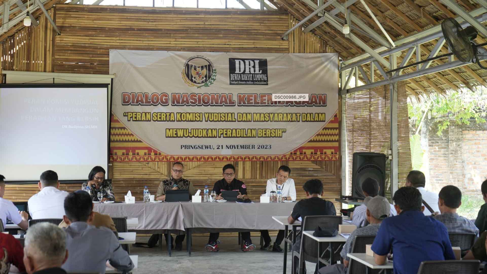 Penghubung KY Lampung Harap Partisipasi Publik Wujudkan Peradilan Bersih Penghubung KY Lampung Harap Partisipasi Publik Wujudkan Peradilan Bersih
