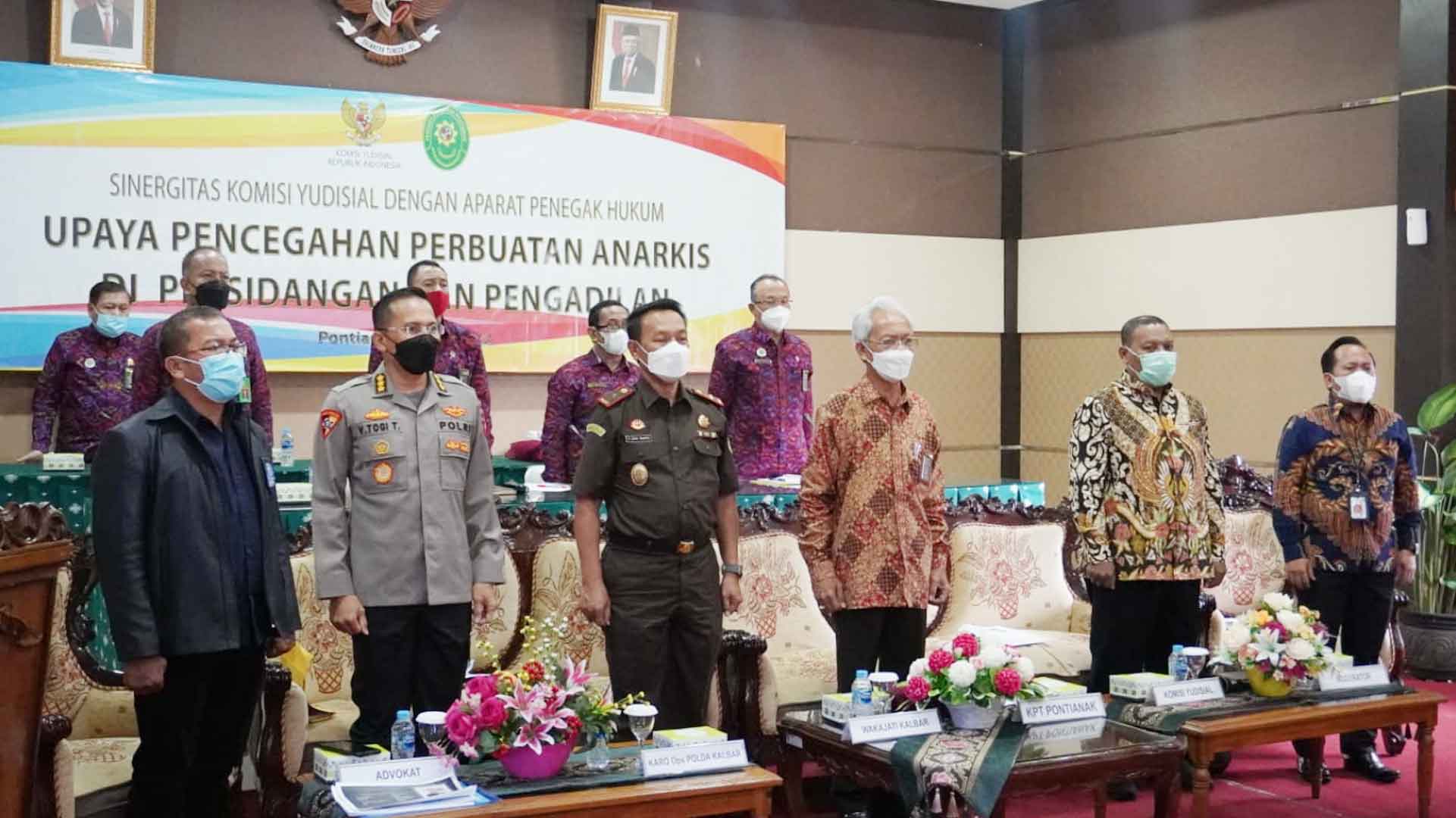 KY Gelar Sinergisitas dengan Aparatur Penegak Hukum dan Pemda Pontianak KY Gelar Sinergisitas dengan Aparatur Penegak Hukum dan Pemda Pontianak