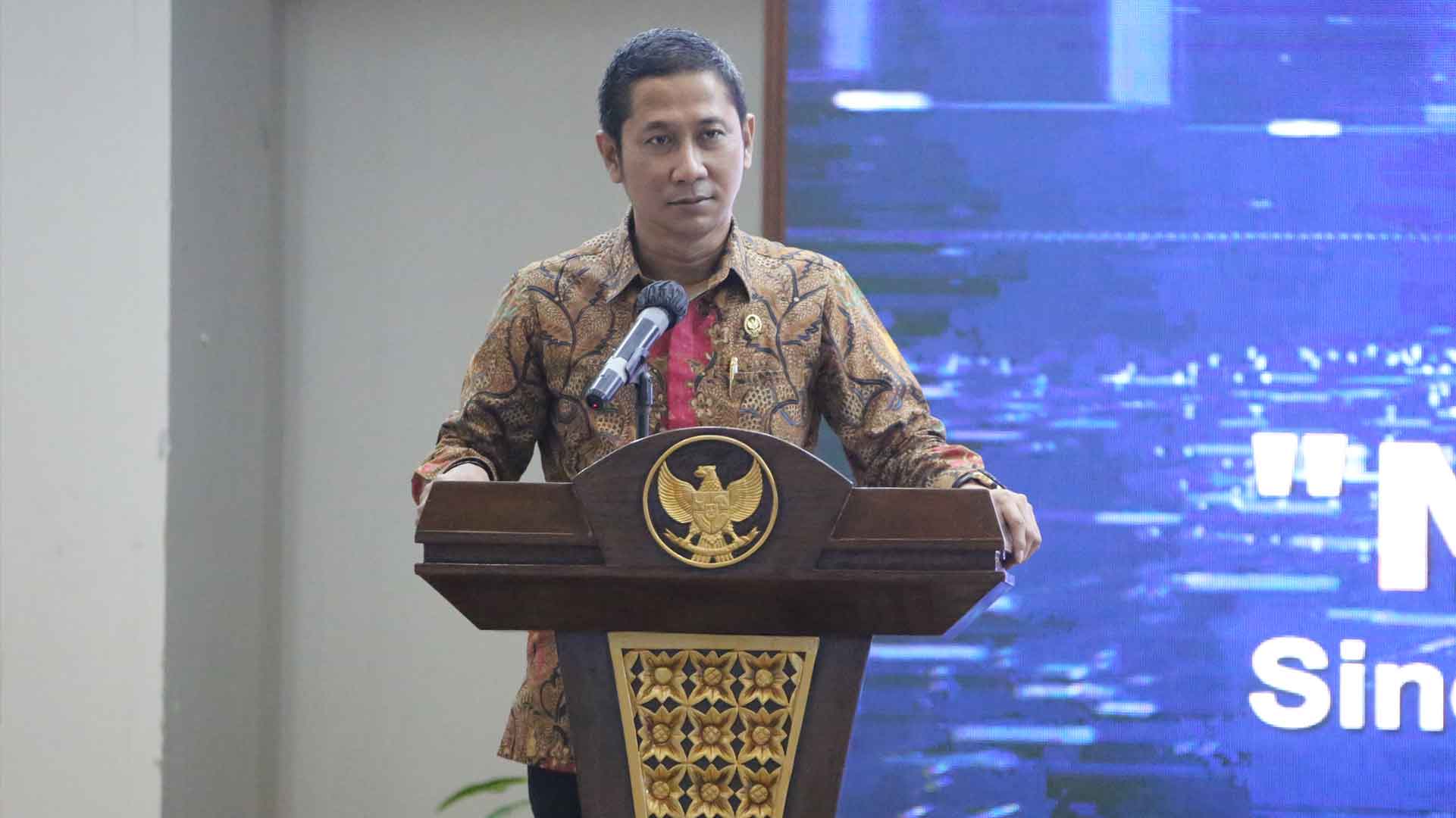Ketua KY Harapkan KY yang "SAKTI" Ketua KY Harapkan KY yang "SAKTI"