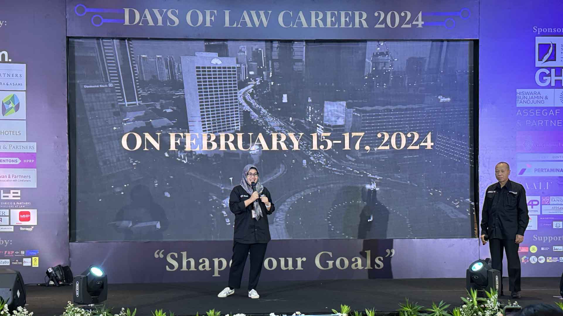KY Meriahkan DOLC FH UI 2024 KY Meriahkan DOLC FH UI 2024