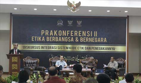 Kode Etik sebagai Kontrol Perilaku Penyelenggara Negara Kode Etik sebagai Kontrol Perilaku Penyelenggara Negara
