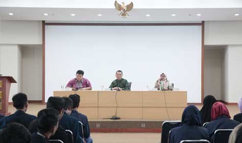 KY Terima Kunjungan Mahasiswa UIN Malang KY Terima Kunjungan Mahasiswa UIN Malang